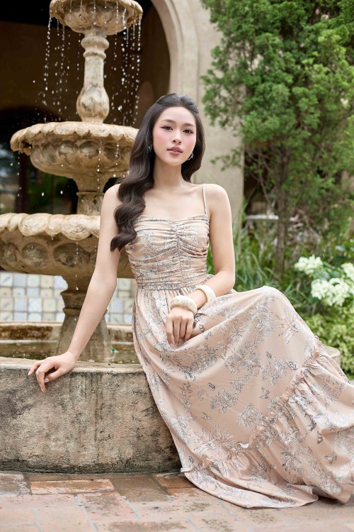 Sixdo Beige Graphic Silk Sleeveless Dress